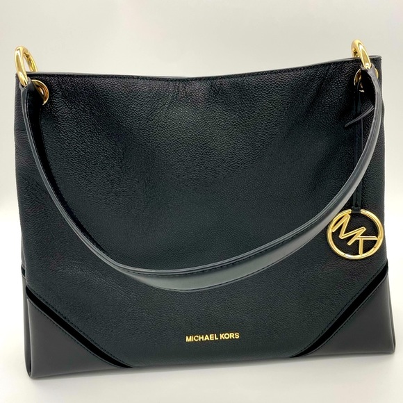 Michael Kors Handbags - Like new Michael Kors Leather & Suede Purse